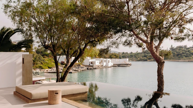 Minos Beach Art Hotel